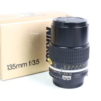 Nikon 135mm f/3.5 AI Mint