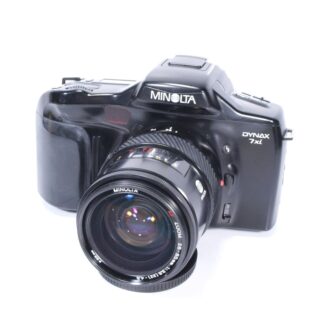 Minolta DYNAX 7xi + AF 28-85mm f/3.5-4.5 + torba