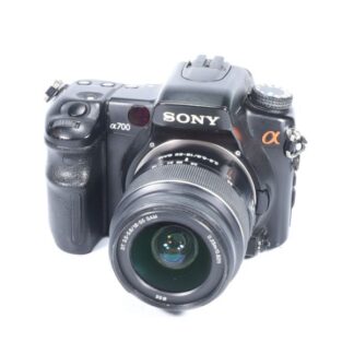Sony A700 + DT 18-55mm SAM