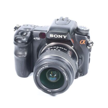 Sony A700 + DT 18-55mm SAM