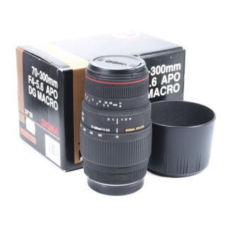 Sigma 70-300mm f/4-5.6 APO DG Macro / Nikon F
