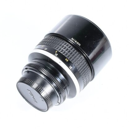 Nikon 135mm f/2 AI-s - obrazek 3