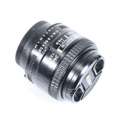 Nikon AF  24mm f/2.8 D - obrazek 2