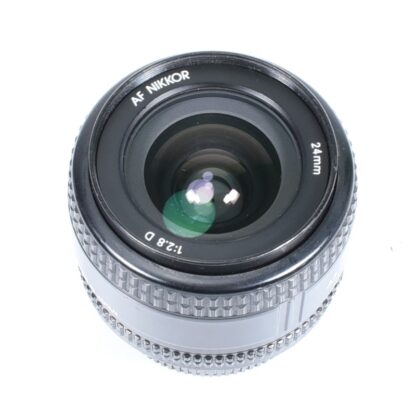 Nikon AF  24mm f/2.8 D - obrazek 4