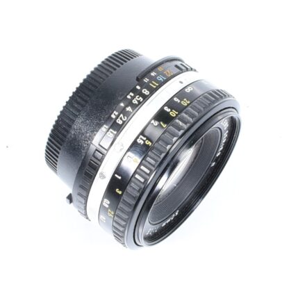 Nikon  50mm f/1.8 Series E AI-s - obrazek 2