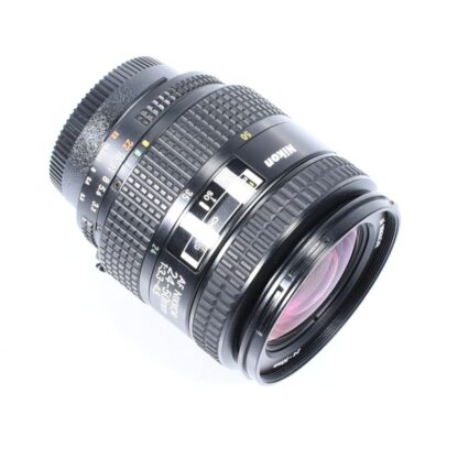 Nikon AF 24-50mm f/3.3-4.5 Japan - obrazek 2