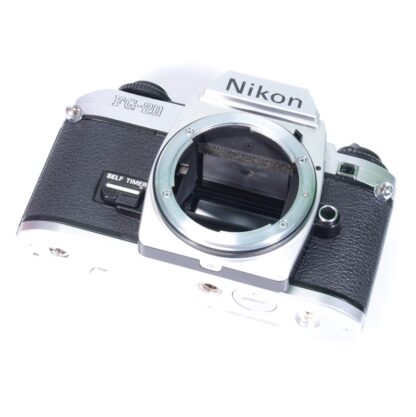 Nikon FG20 + Nikkor 50mm f/1.8 - obrazek 2