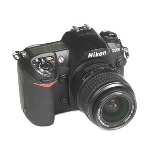Nikon D200 + AF-S DX 18-55mm ED zestaw