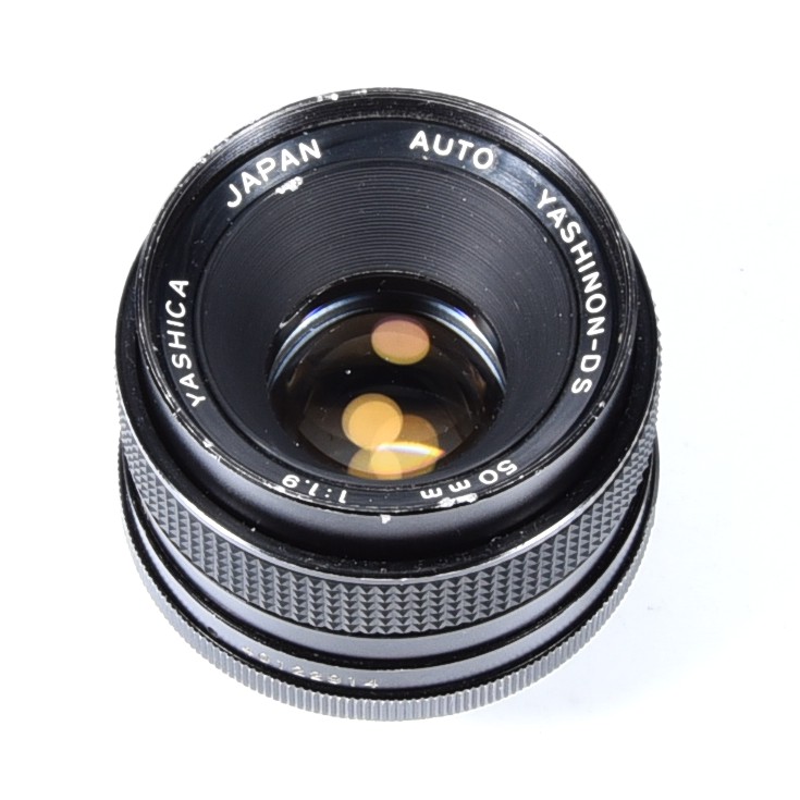 Yashica Auto Yashinon-DS 50mm f/1.9 / M42 - obrazek 3