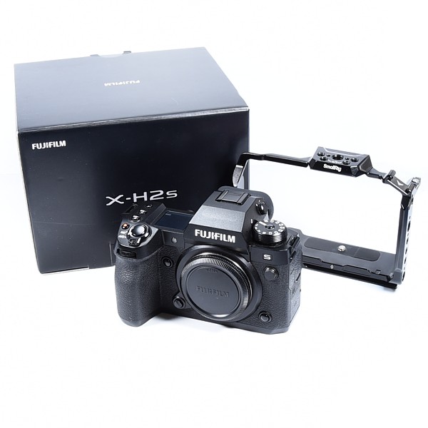 FujiFilm X-H2S body + SmallRig
