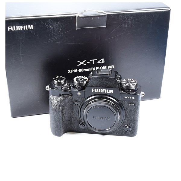 FujiFilm X-T4 body