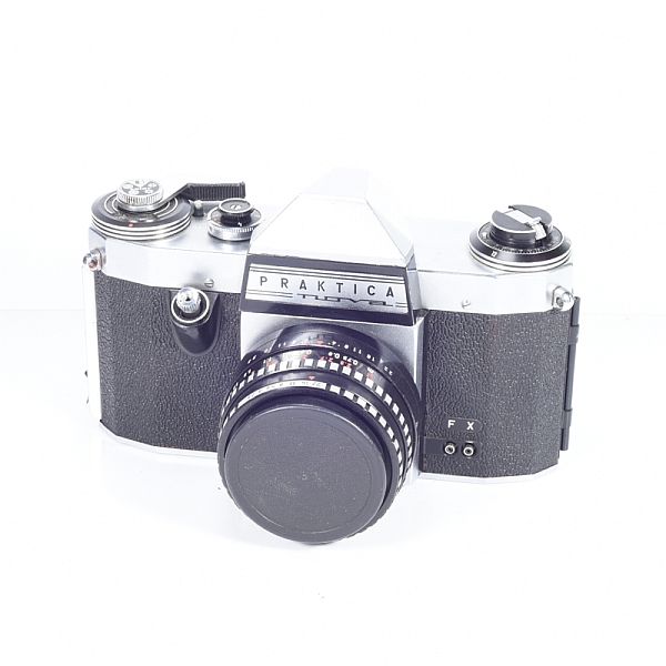 Praktica NOVA + DOMIPLAN 50mm f/2.8