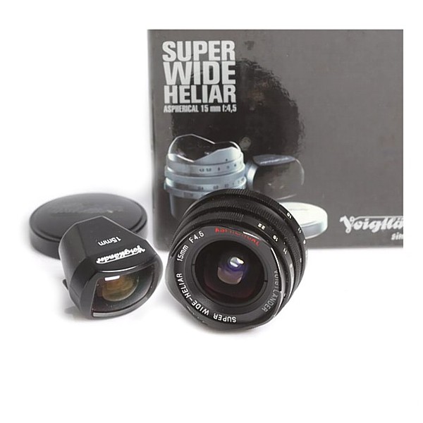 VOIGTLANDER 15mm f/4.5 Asph Super Wide-Heliar / M39