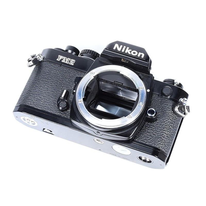 Nikon FM2 N black + Nikkor 50mm f/1.8 - obrazek 3