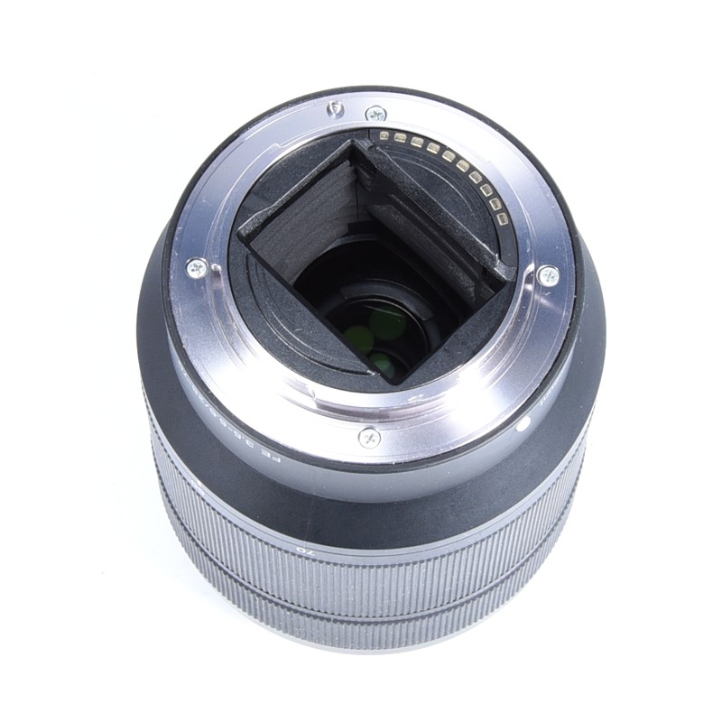 Sony FE 28-70mm f/3.5-5.6 OSS jak nowy - obrazek 5