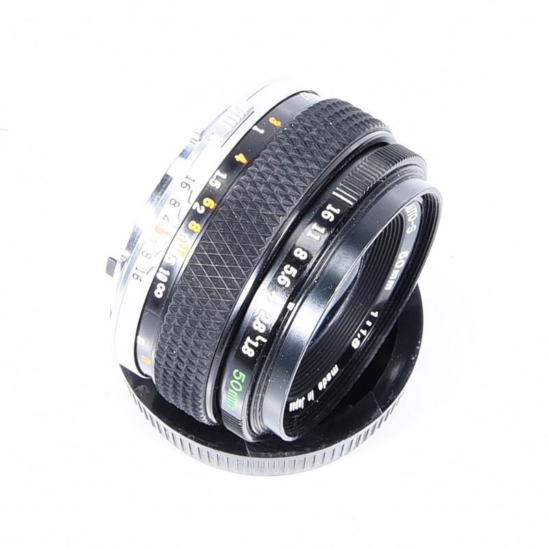 Olympus OM ZUIKO AUTO-S 50mm f/1.8 MC - obrazek 2