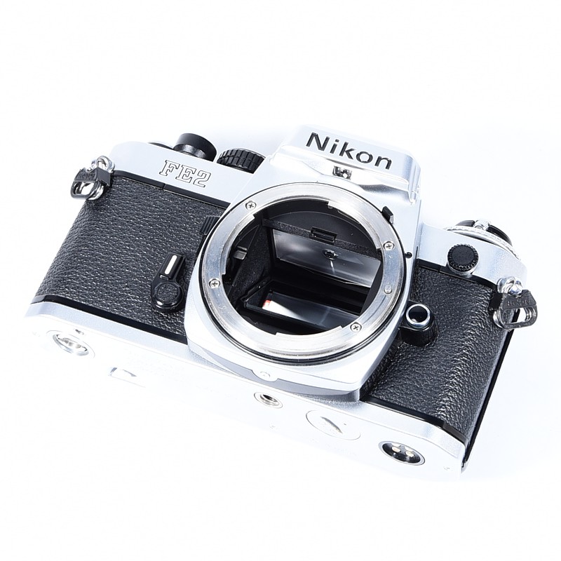 Nikon FE2 + Nikkor 50mm f/1.8 - obrazek 3