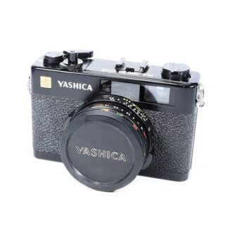 Yashica ELECTRO 35 CC Color-Yashinon DX 35mm f/1.8