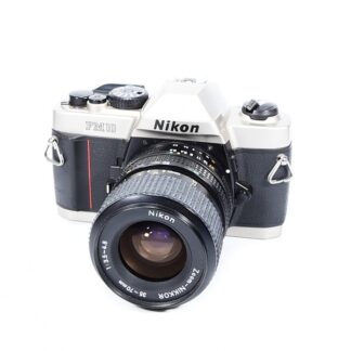 Nikon FM10 + Zoom-Nikkor 35-70mm