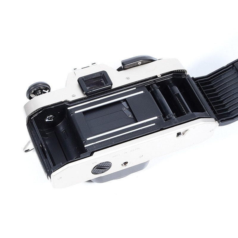 Nikon FM10 + 35-70mm + futerał - obrazek 7