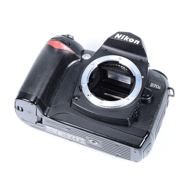 Nikon D70s body - obrazek 3