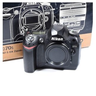 Nikon D70s body