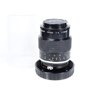 Nikon 105mm f/4 Micro-Nikkor AI