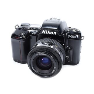Nikon F-601 + Nikkor AF 35-70mm