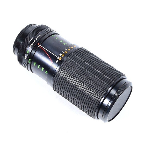 Auto ZOOM 70-210mm f/4 MC / Canon FD