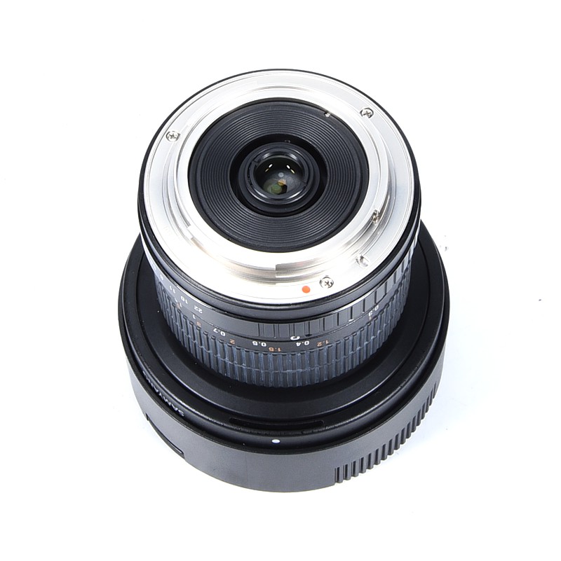 Samyang 8mm f/3.5 UMC Fish-eye CS II / Canon EF-S - obrazek 5