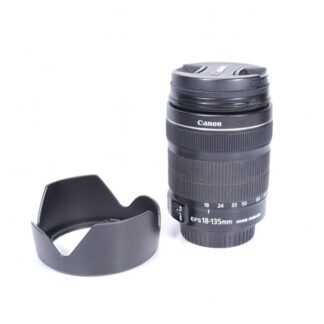 Canon EF-S 18-135mm f/3.5-5.6 IS
