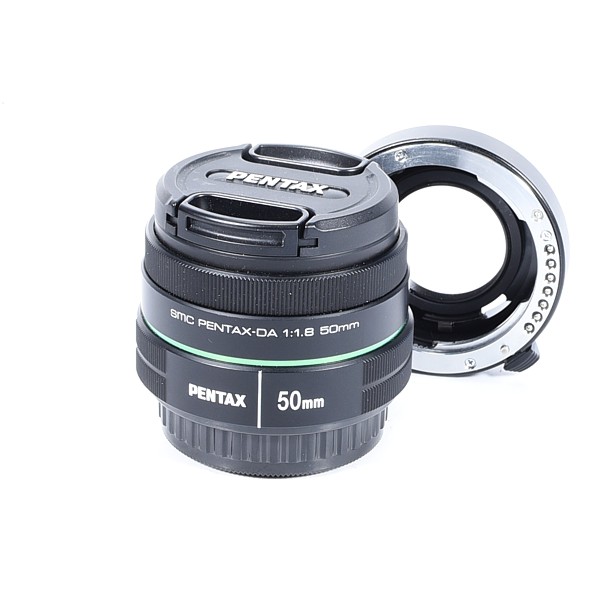 Pentax-DA SMC 50mm f/1.8 + pierścień pośredni makro