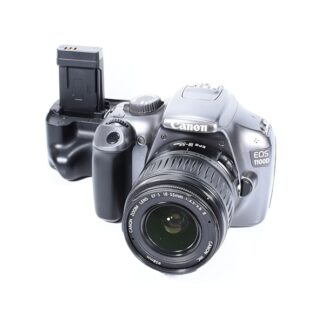 Canon EOS 1100D + EF-S 18-55mm II