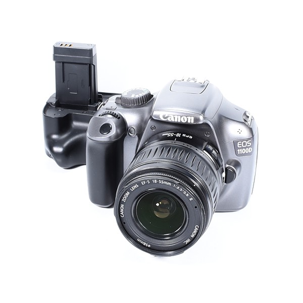 Canon EOS 1100D + EF-S 18-55mm II