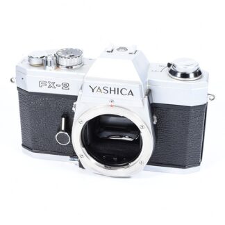 Yashica FX-2 body opis