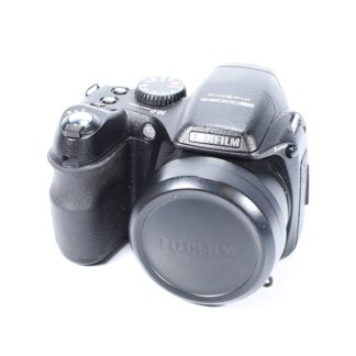 FujiFilm FinePix S2000HD