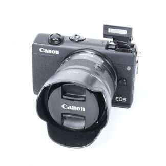 Canon EOS M200 + EF-M 15-45mm IS STM