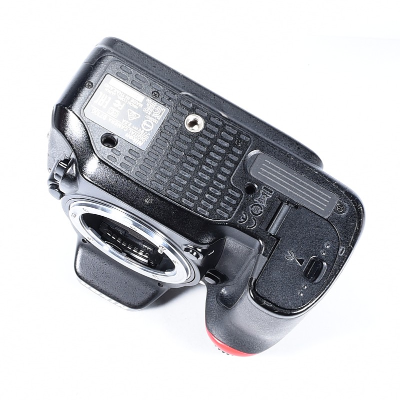 Nikon D7100 body - obrazek 6