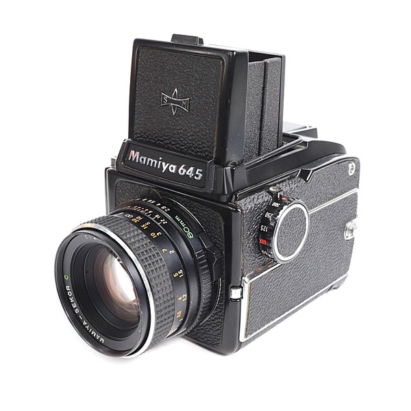 Mamiya m645J + Sekor C 80mm f/2.8 kominek