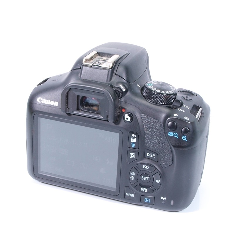 Canon EOS 1300D + 18-55mm III tylko 600 fotek - obrazek 6