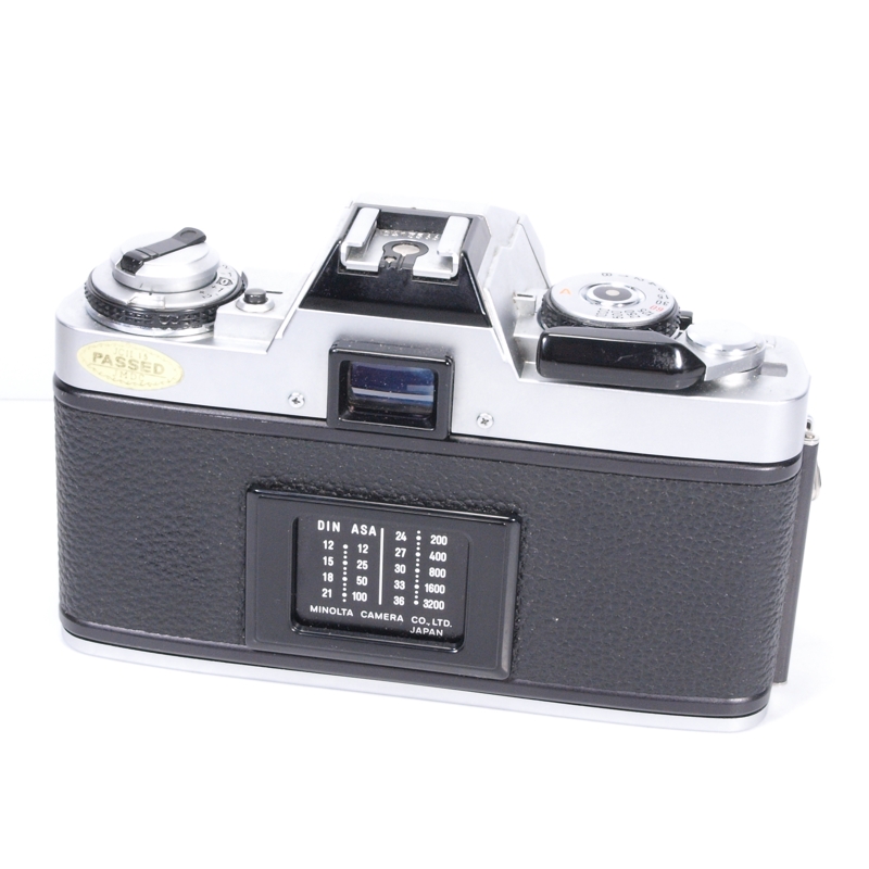 Minolta XG-M tylna klapka