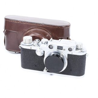 Leica IIIc + ELMAR 50mm f/3.5 Shark Skin