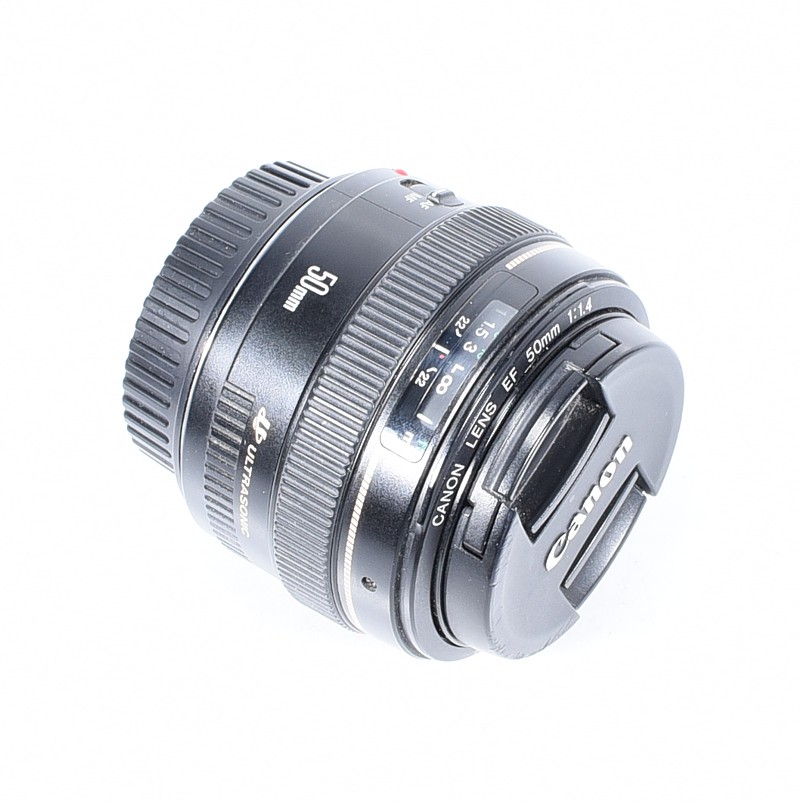 Canon EF 50mm f/1.4 USM - obrazek 2