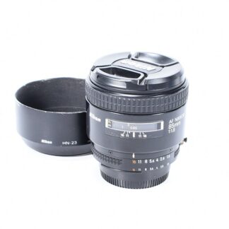 Nikon AF  85mm f/1.8